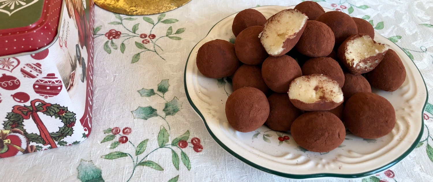 雷竞技公司德国Marzipan Potatoes Recipe